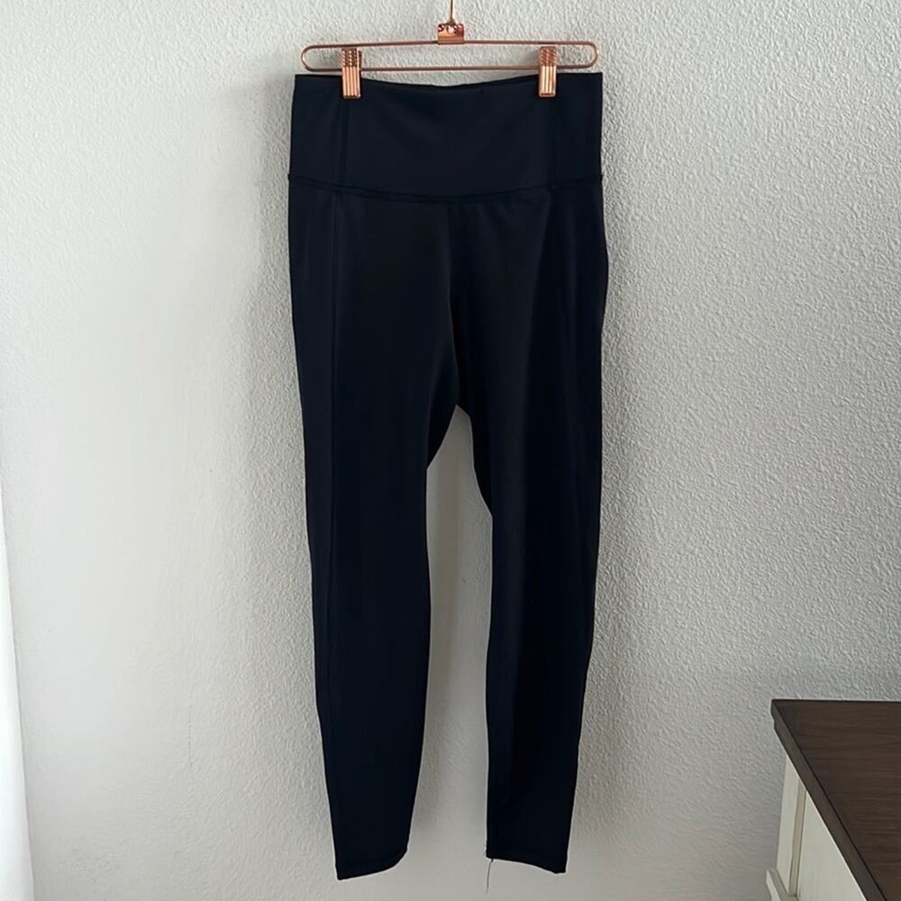 All in Motion Black Active 7/8 Tight Waist Inner Pocket Small